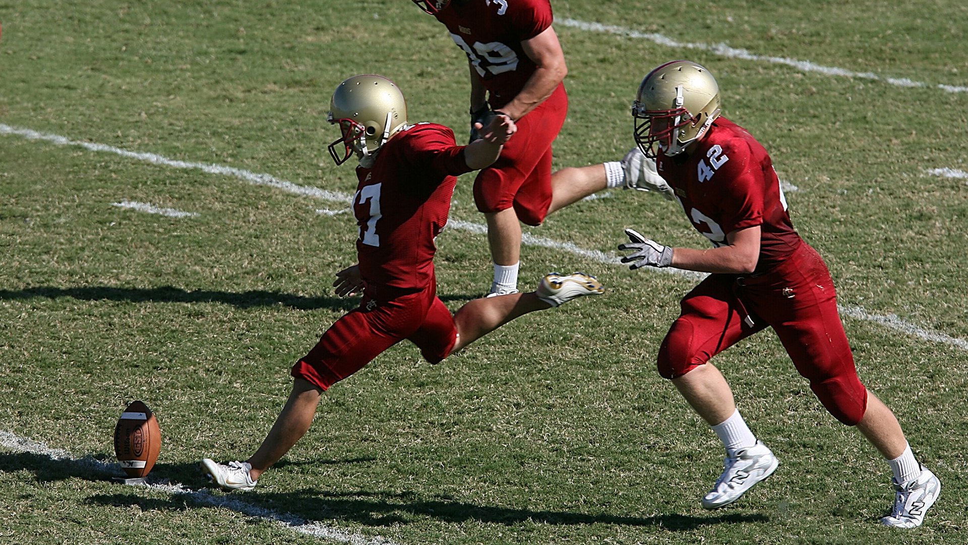 韩国射击队新秀破纪录夺冠，韩国射击运动
