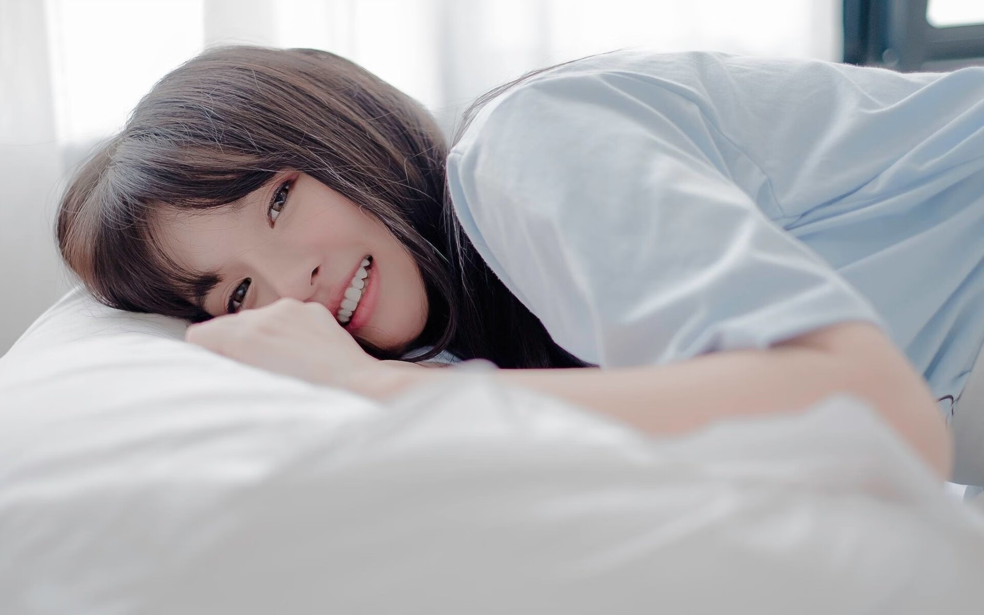 球员自然进步与转会数据变化之间关联分析，球员自由转会法案