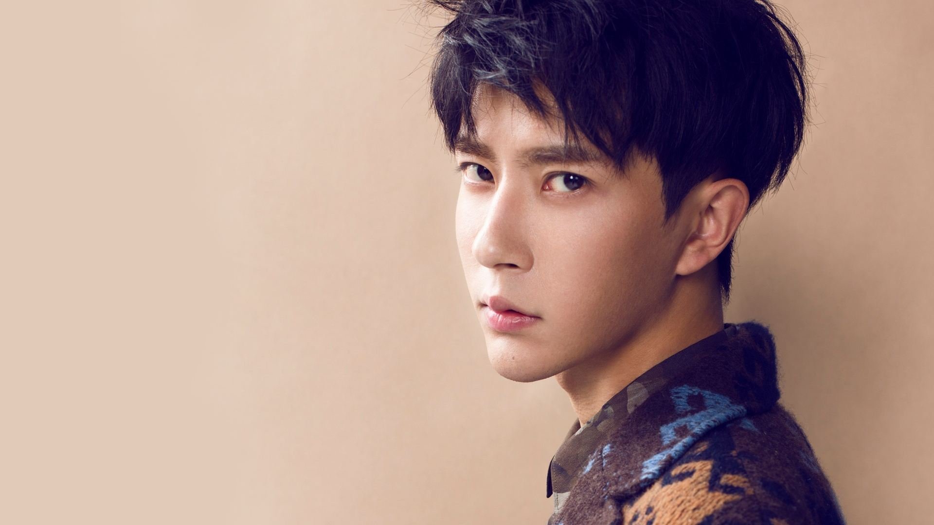 凯瑟琳·伯科夫完美入水赢得喝彩，凯瑟琳·伯纳德