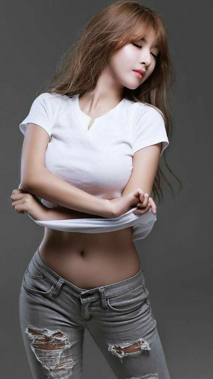 王楚钦比赛中三次擦边球打出胜势,王楚钦打球视频