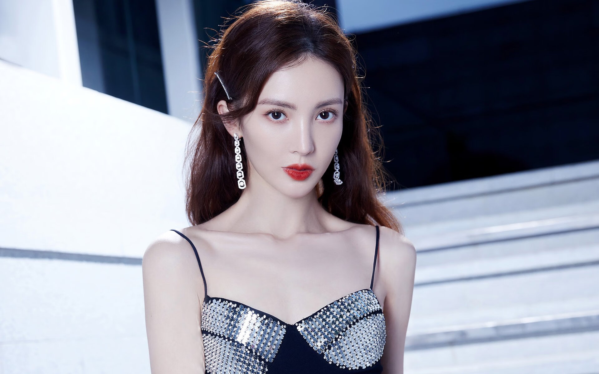 萨默·麦金托什蝶泳冲刺阶段技压群雄，麦金托什游泳