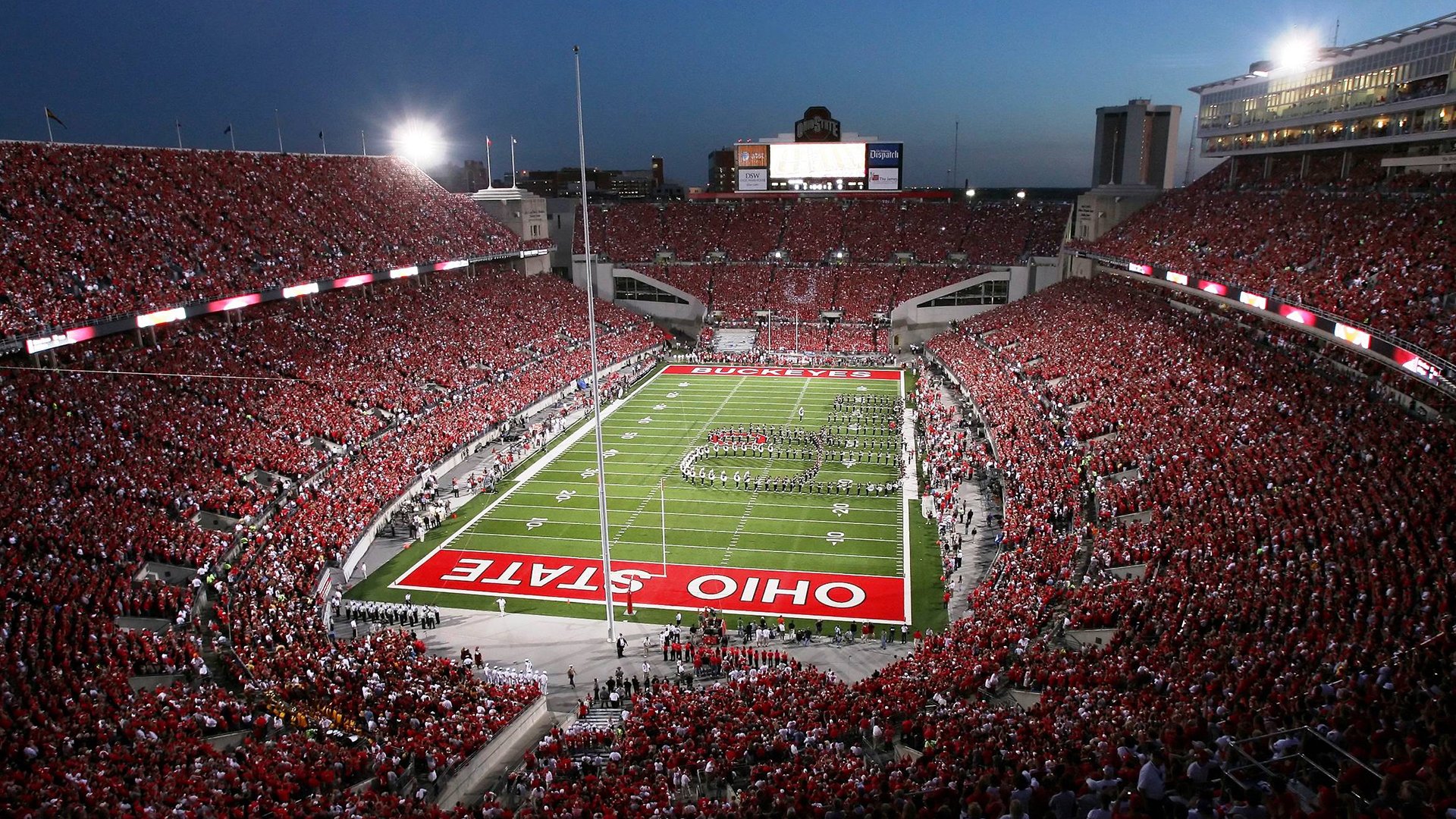 阵型下跑位空间利用差异对执行效率的影响